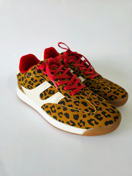 Tennis Cheeta